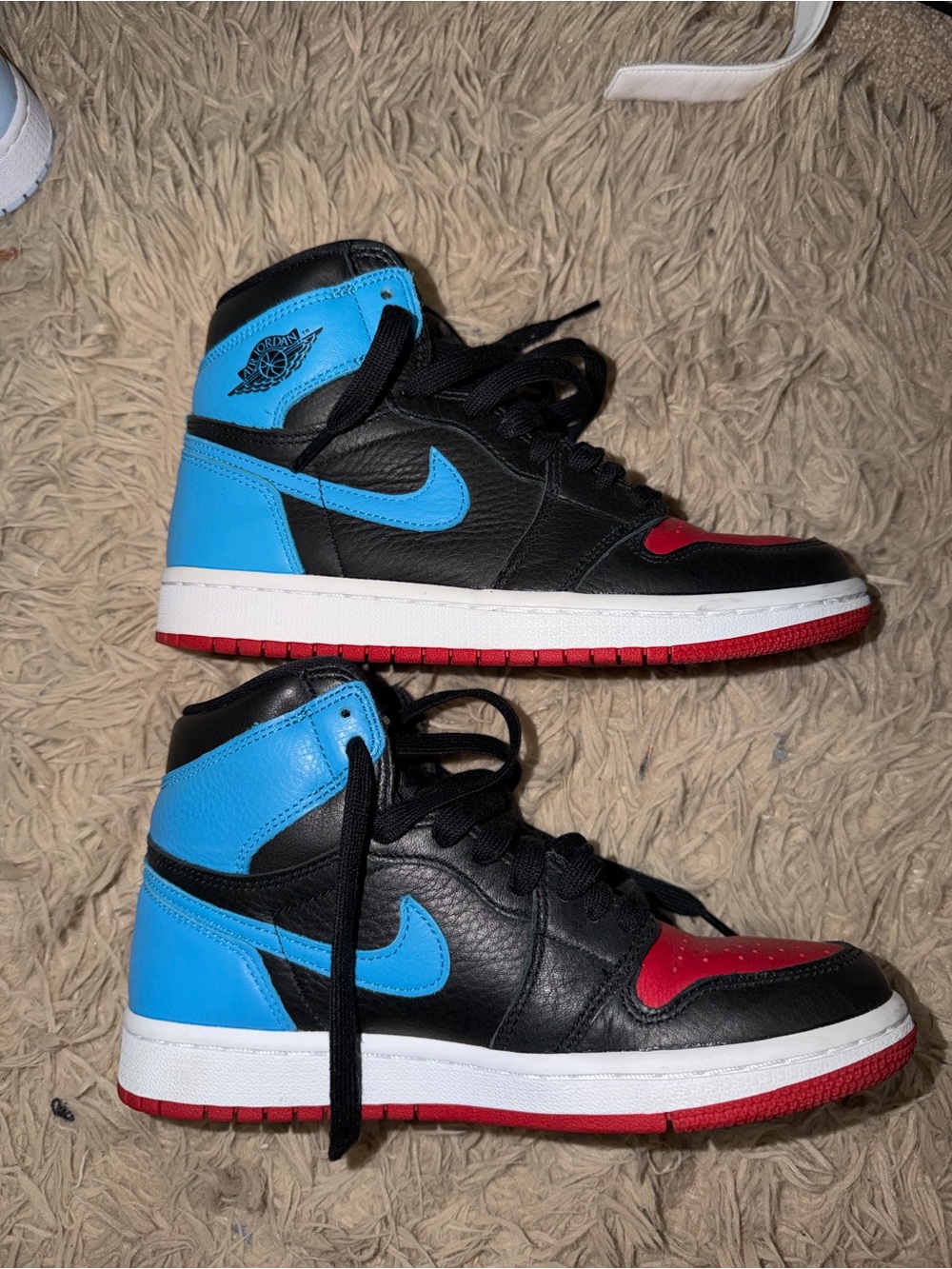 Air Jordan 1s / High tops